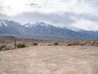 Exploring Dirt Roads in Alabama Hills, USA