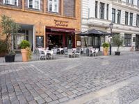 Downtown Berlin: Exploring the City Streets