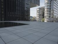 Duesseldorf: An Urban Plaza in the Heart of the City
