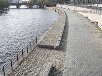 Elevated Walkway in Berlin: A Unique Urban Infrastructure