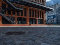 European Blend Architecture: Cobblestone Courtyards in Berlin