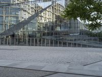 European City: Urban Design with Glass Facades