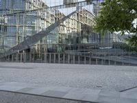 European City: Urban Design with Glass Facades