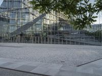 European City: Urban Design with Glass Facades