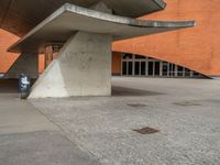 European Museum Architecture in Portugal's Urban Setting