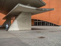 European Museum Architecture in Portugal's Urban Setting