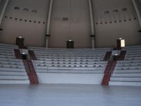 European Open Space in Berlin with Wooden Flooring - 002