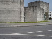 European Urban Architecture in Porto: Under a Clear Sky