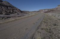 Explore Utah Landscape: Red Rocks and Mountains 002