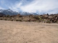 Exploring Alabama Hills: Majestic Mountains and Open Spaces