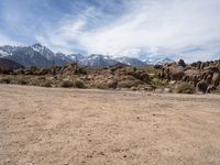 Exploring Alabama Hills: Majestic Mountains and Open Spaces