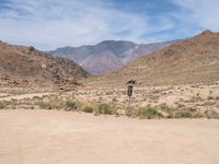 Exploring Alabama Hills: Off-Road Trails and Open Spaces