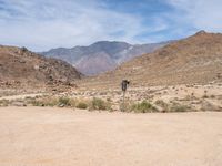 Exploring Alabama Hills: Off-Road Trails and Open Spaces