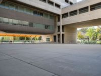 Exploring Los Angeles: Modern Architecture under a Clear Sky