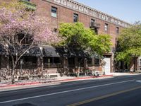 Exploring Los Angeles: Road and Architecture