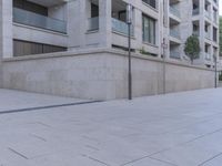 Frankfurt's Modern Office Building: A Showcase of Architectural Innovation