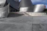 Futuristic Architecture in Los Angeles: Open Spaces and Modern Designs