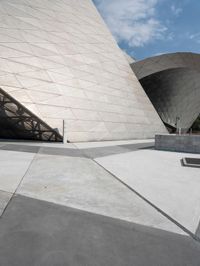 Futuristic Museum in Modern Architecture City 004