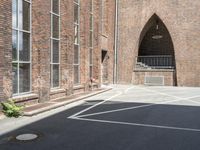 Gallery Warehouse: Urban Design in Berlin