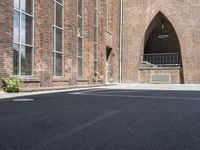 Gallery Warehouse: Urban Design in Berlin