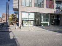 Germany's City Real Estate: Glass Facades in Hamburg