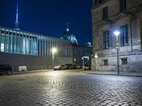 Germany's Urban Plaza: Showcasing Stunning Architecture