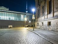 Germany's Urban Plaza: Showcasing Stunning Architecture