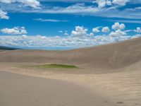 the desert with blue skies and clouds are shown here, which is also not an interesting area