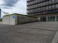 Hamburg Urban District: Business and Clouds