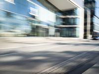 Hamburg: Urban Reflections in a Metropolitan Area