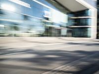 Hamburg: Urban Reflections in a Metropolitan Area