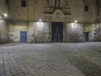 Historic Architecture in Barcelona's Old Town