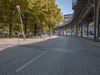 Kreuzberg, Berlin: Autumn Vibes on Yellow Asphalt