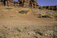 Lockhart Road in Canyonlands: Clear Sky and Stunning Views