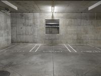 Los Angeles Architecture: A Building with Ample Parking