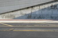 Los Angeles City Parking: Low Concrete