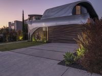 Los Angeles Futuristic Villa with Artistic Walkways 001