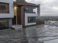 Los Angeles Home at Dawn: A Stunning View