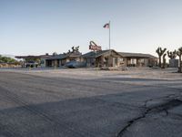 Experience Los Angeles: Motels Amid Desert Landscapes