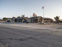 Experience Los Angeles: Motels Amid Desert Landscapes