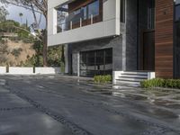 Residential Area in Los Angeles: A Day Near the Water