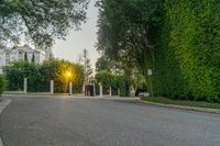 Road in Los Angeles: Asphalt Pathways