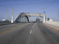 Los Angeles Road: Asphalt Bridge