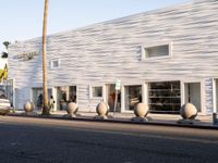 Los Angeles Road: A Stretch of Asphalt in California