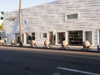 Los Angeles Road: A Stretch of Asphalt in California