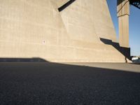 Los Angeles Underpass: Modern Architecture in California