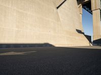 Los Angeles Underpass: Modern Architecture in California