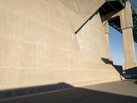 Los Angeles Underpass: Modern Architecture in California
