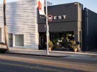 Los Angeles Urban Streets: A View of Modern Architecture