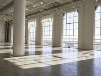 Los Angeles Warehouse Loft: An Open Space for Creativity